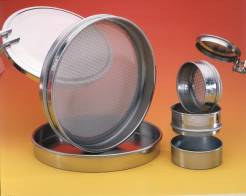 Precision Sieves by Industrial Netting for particle classification